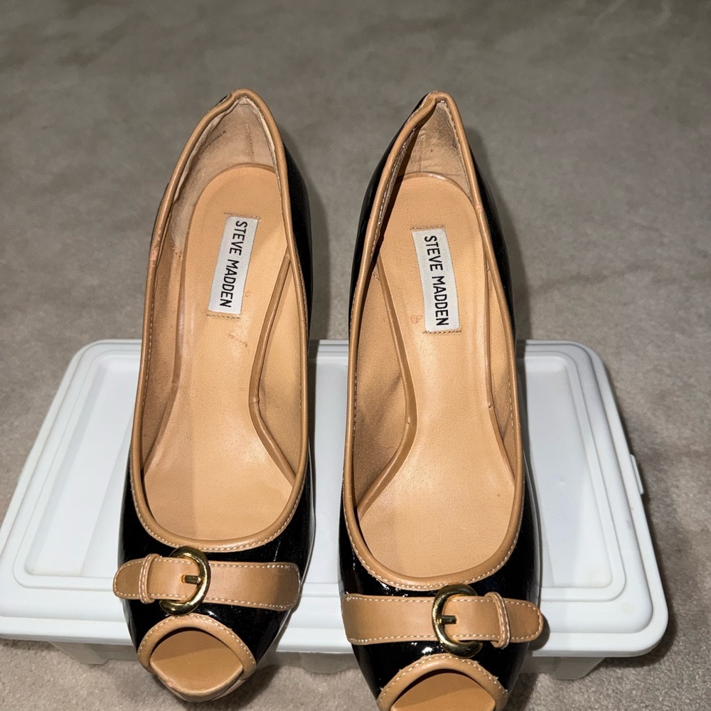 Steve Madden Black and Tan Buckle Peep Toe Heels